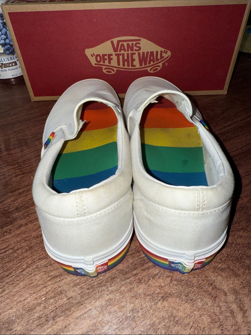 Vans Classic Slip-On in White with Rainbow Trim 2020 Pride Month limited edition - Picture 4 of 7